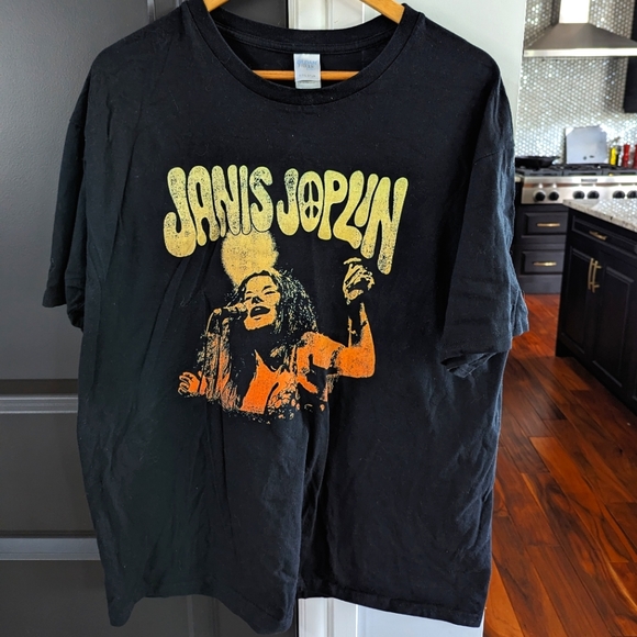 Black Janice Joplin t-shirt - Picture 1 of 3